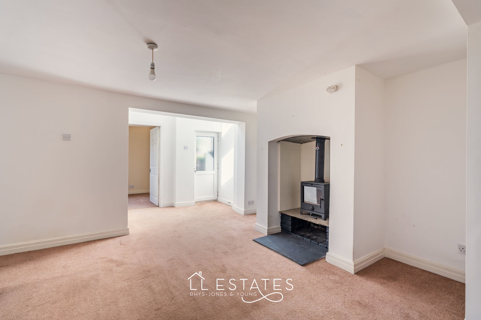 1 bed ground floor flat for sale in Maes Y Groes, Prestatyn, LL19 9DA  - Property Image 3