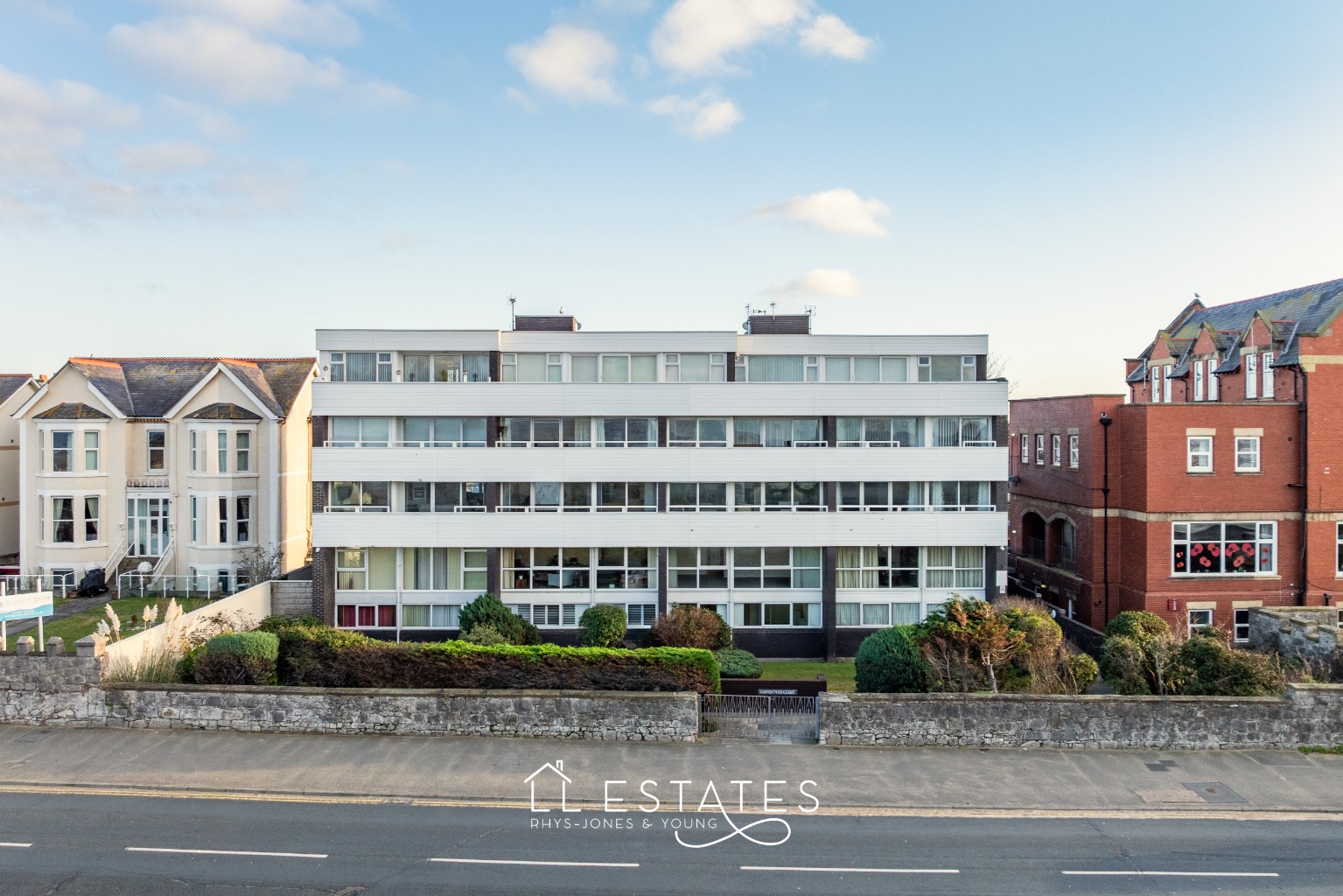 1 bed flat for sale in Apartment 14, Glendower Court