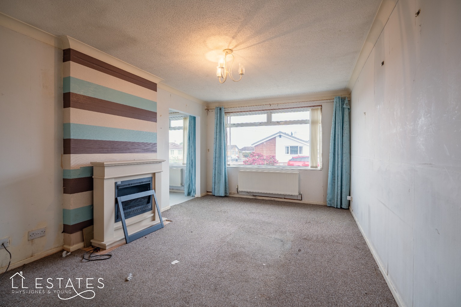 2 bed detached bungalow for sale in Cedar Avenue, Rhyl 1