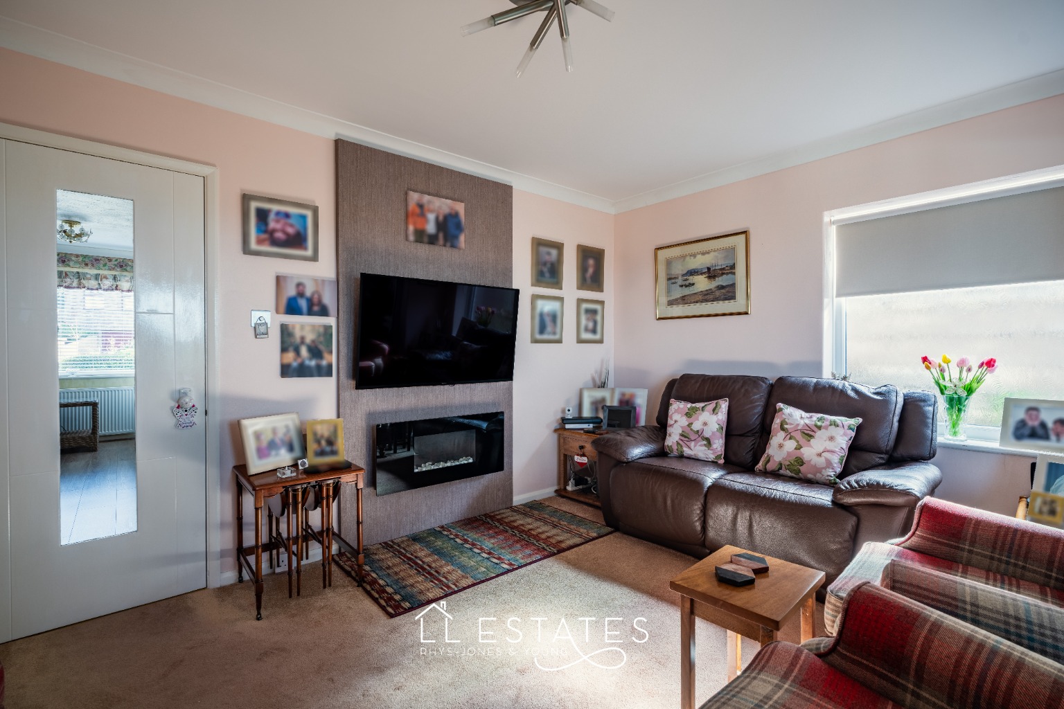 2 bed detached house for sale in The Avenue, Prestatyn, LL19 9RE  - Property Image 4