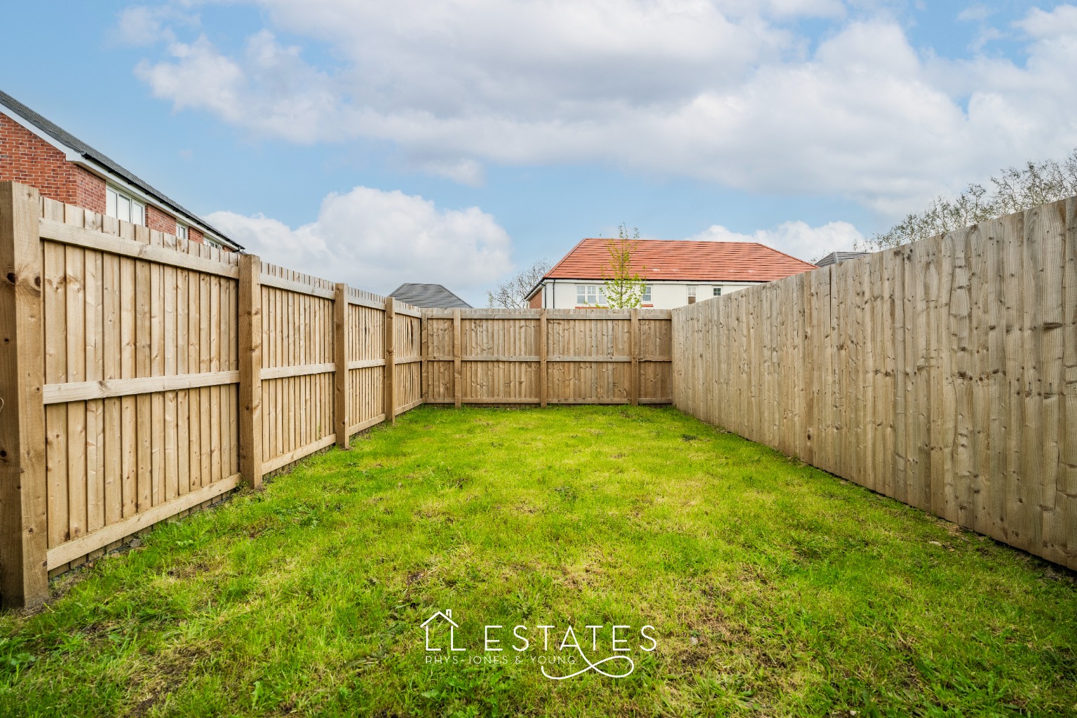 2 bed semi-detached house for sale in Rhodfa Cae Isa, St Asaph, LL17 0FP 9