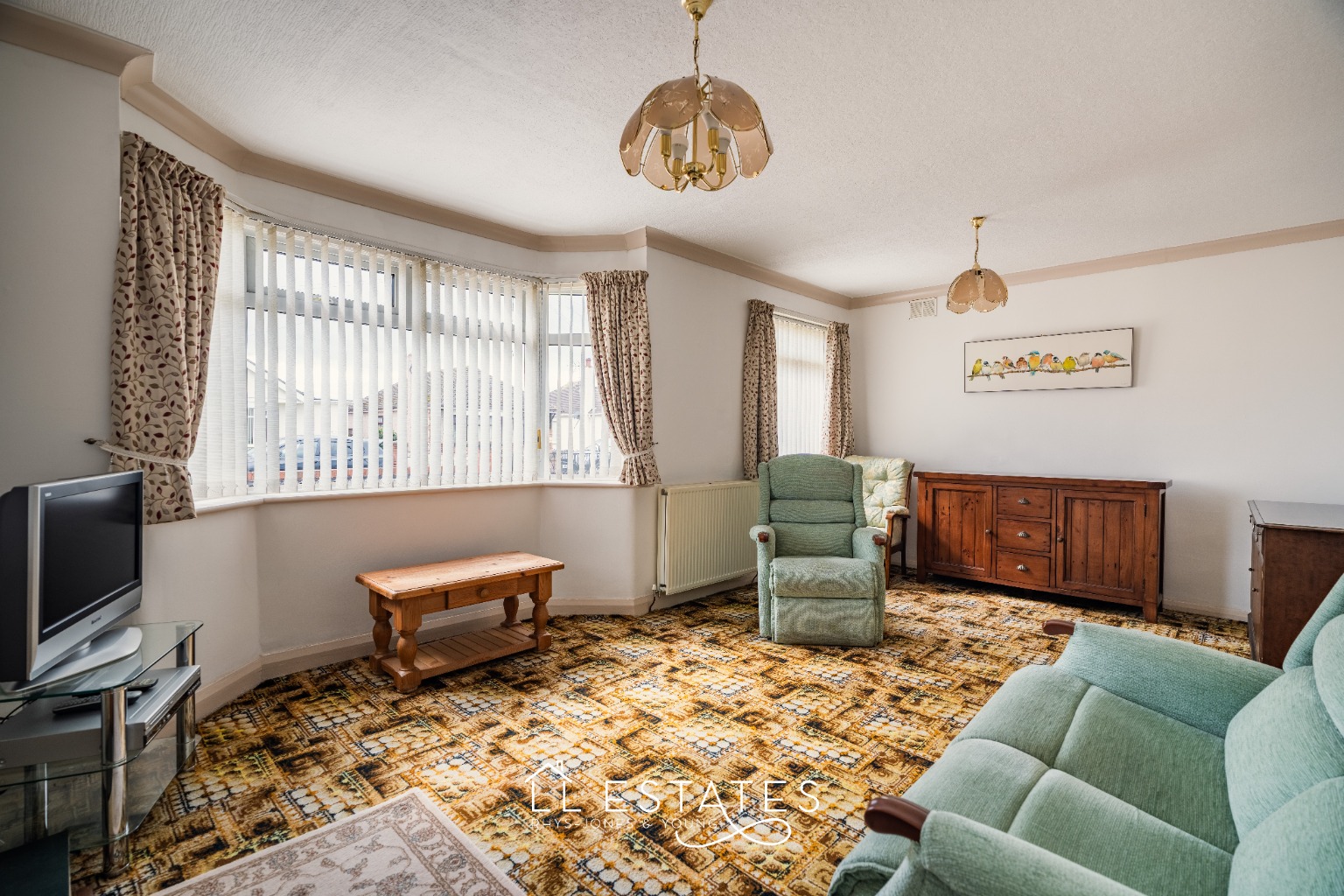 2 bed detached bungalow for sale in Shaun Drive, Rhyl LL18 4LH  - Property Image 3