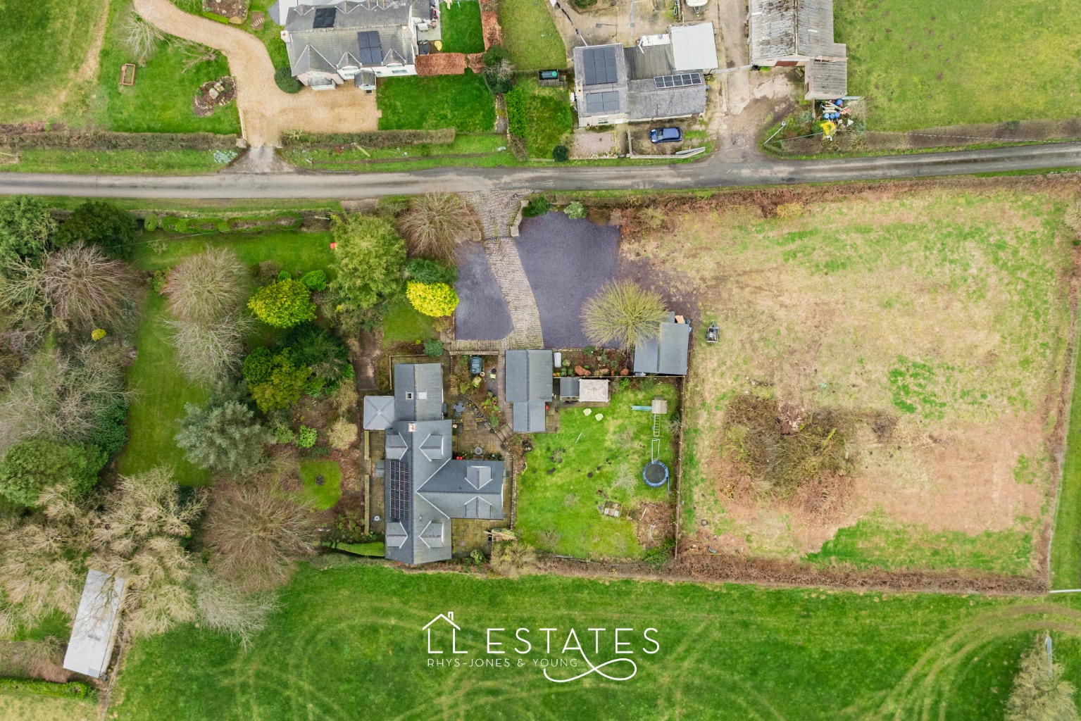 5 bed detached house for sale in Walwen Lane, Axton, CH8 9DL 3