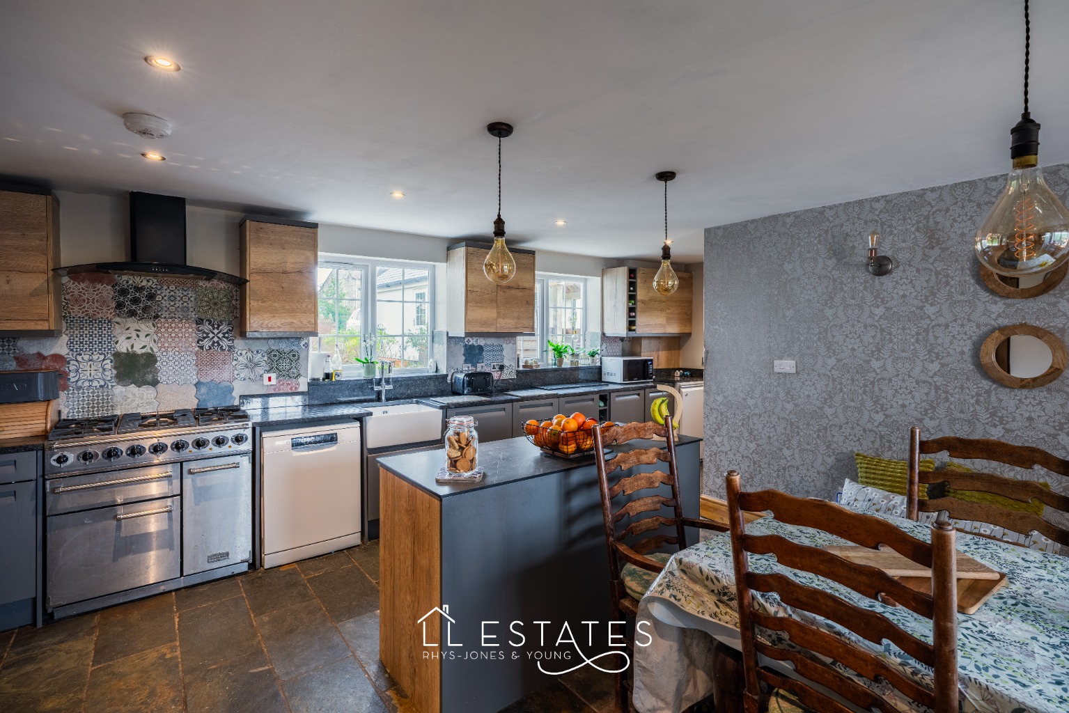 5 bed detached house for sale in Walwen Lane, Axton, CH8 9DL 7