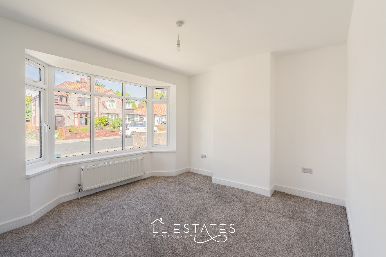 2 bed detached bungalow for sale in Weaver Avenue, Rhyl  - Property Image 2