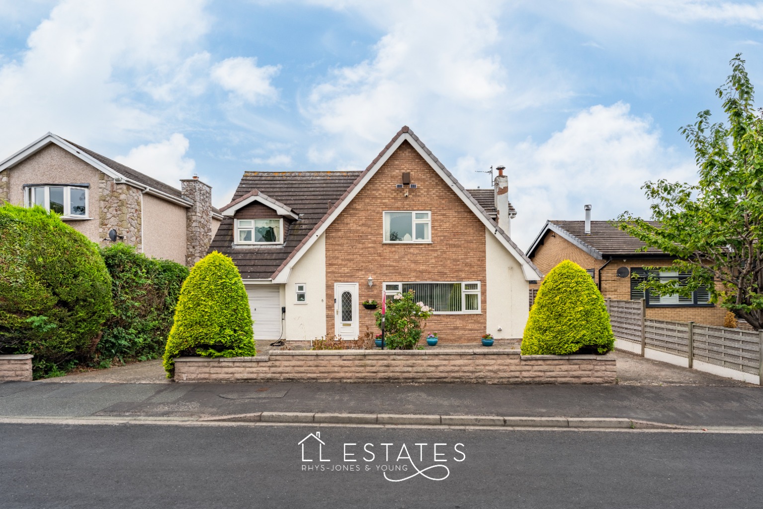 4 bed detached house for sale in 6 Highlands Close, Rhuddlan, LL18 2RU