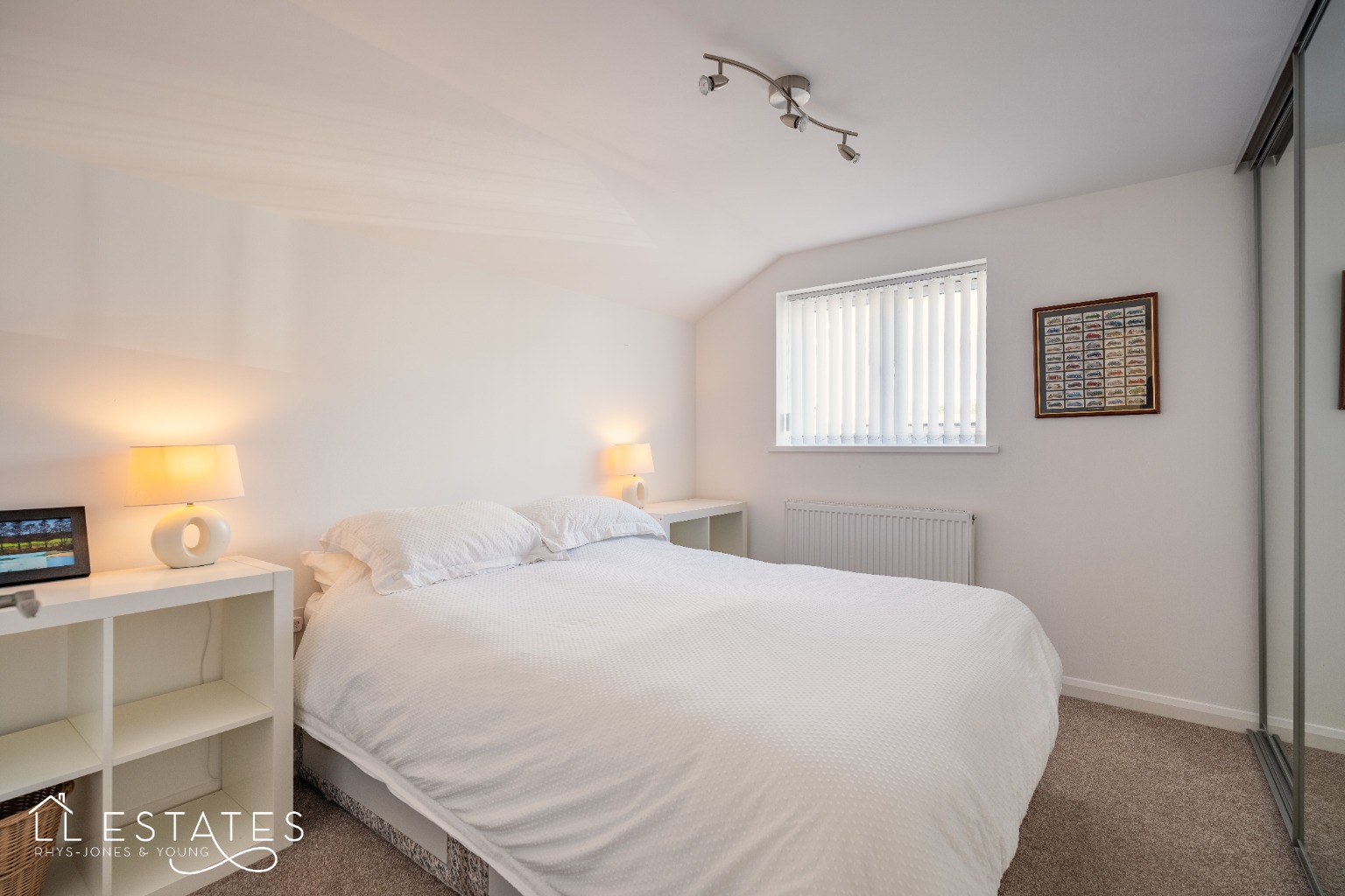 4 bed detached house for sale in Ffordd Bryn Y Garn, Henllan 6
