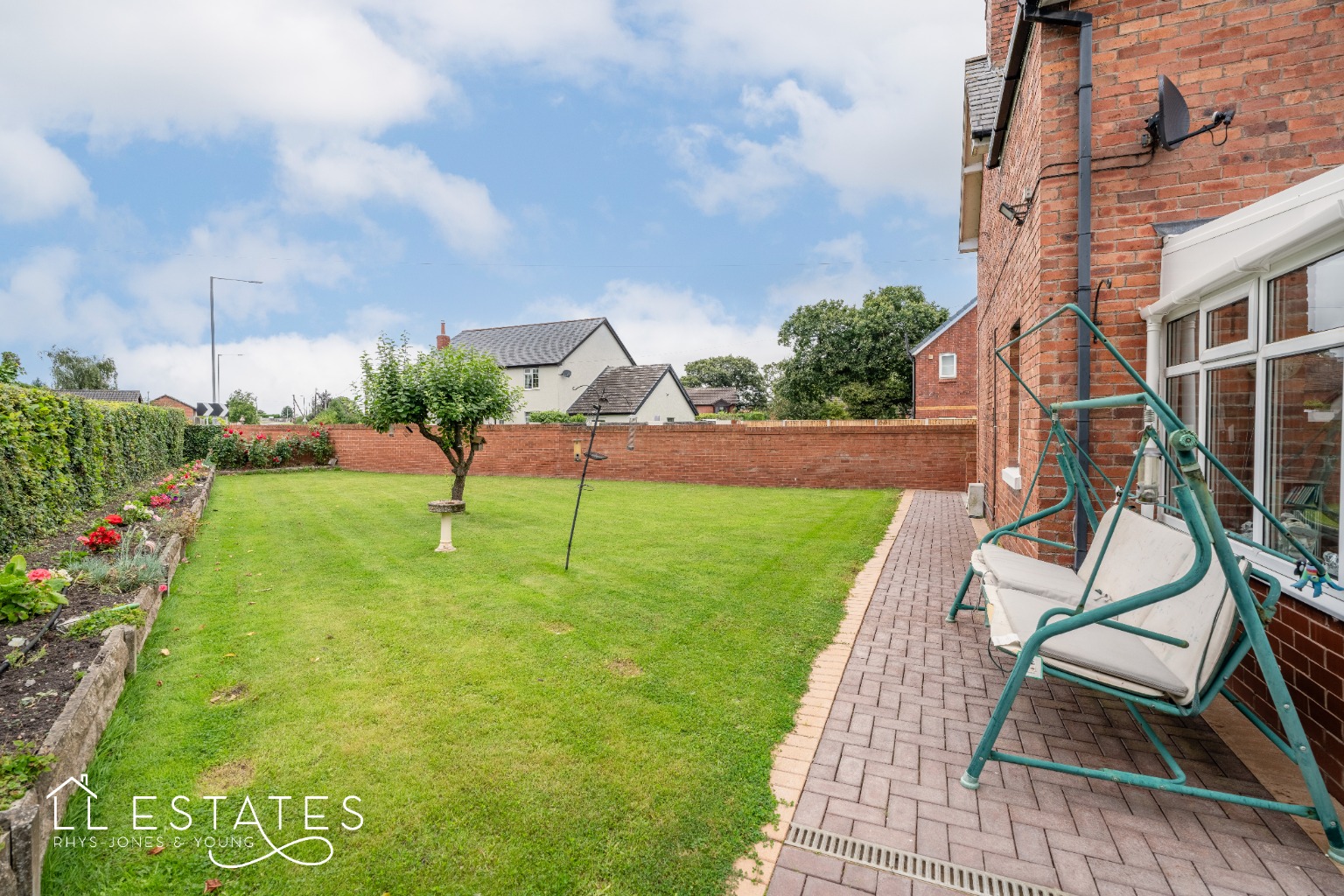3 bed detached house for sale in Bodfari Road, Trefnant 6