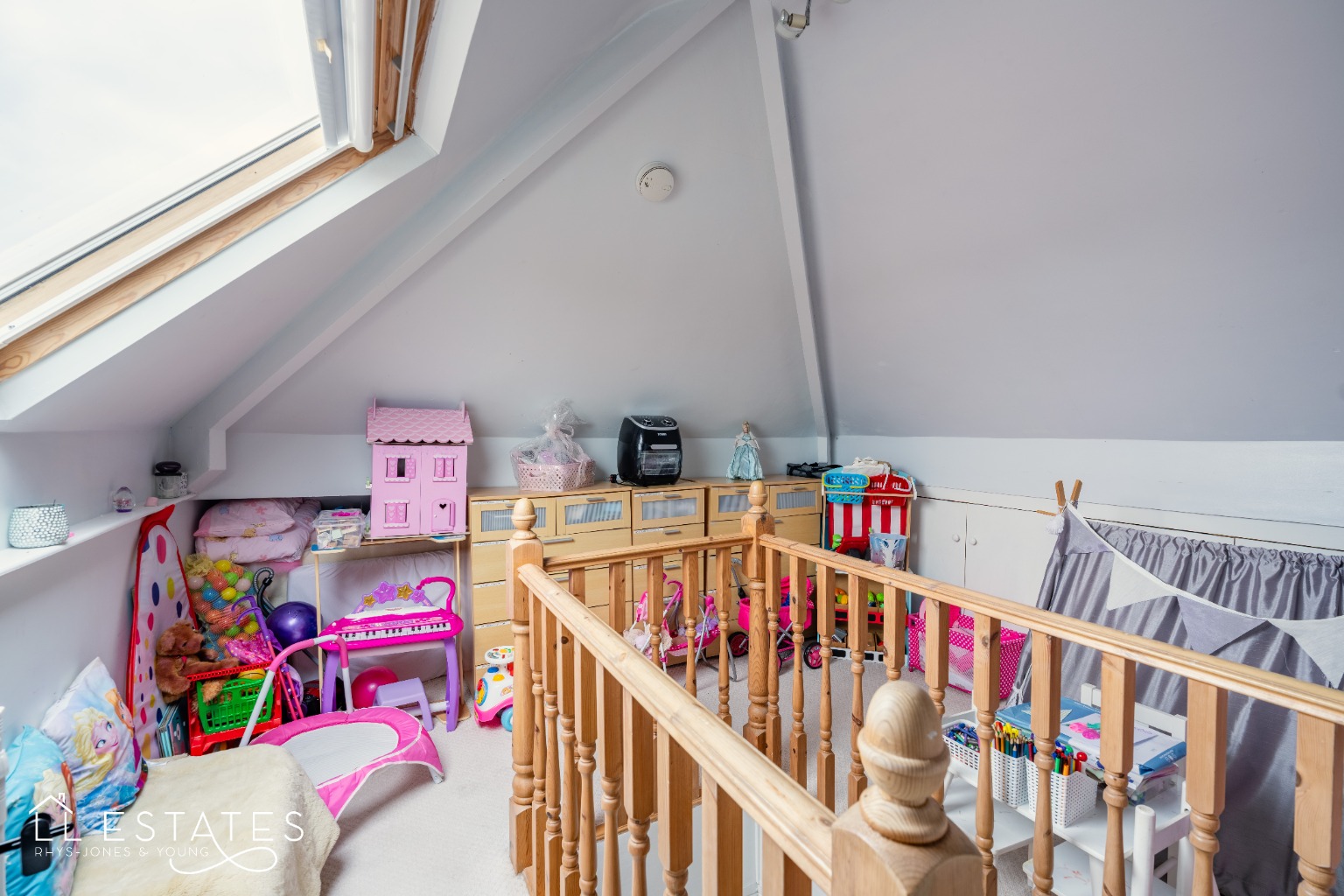3 bed semi-detached house for sale in The Willows, Prestatyn 8