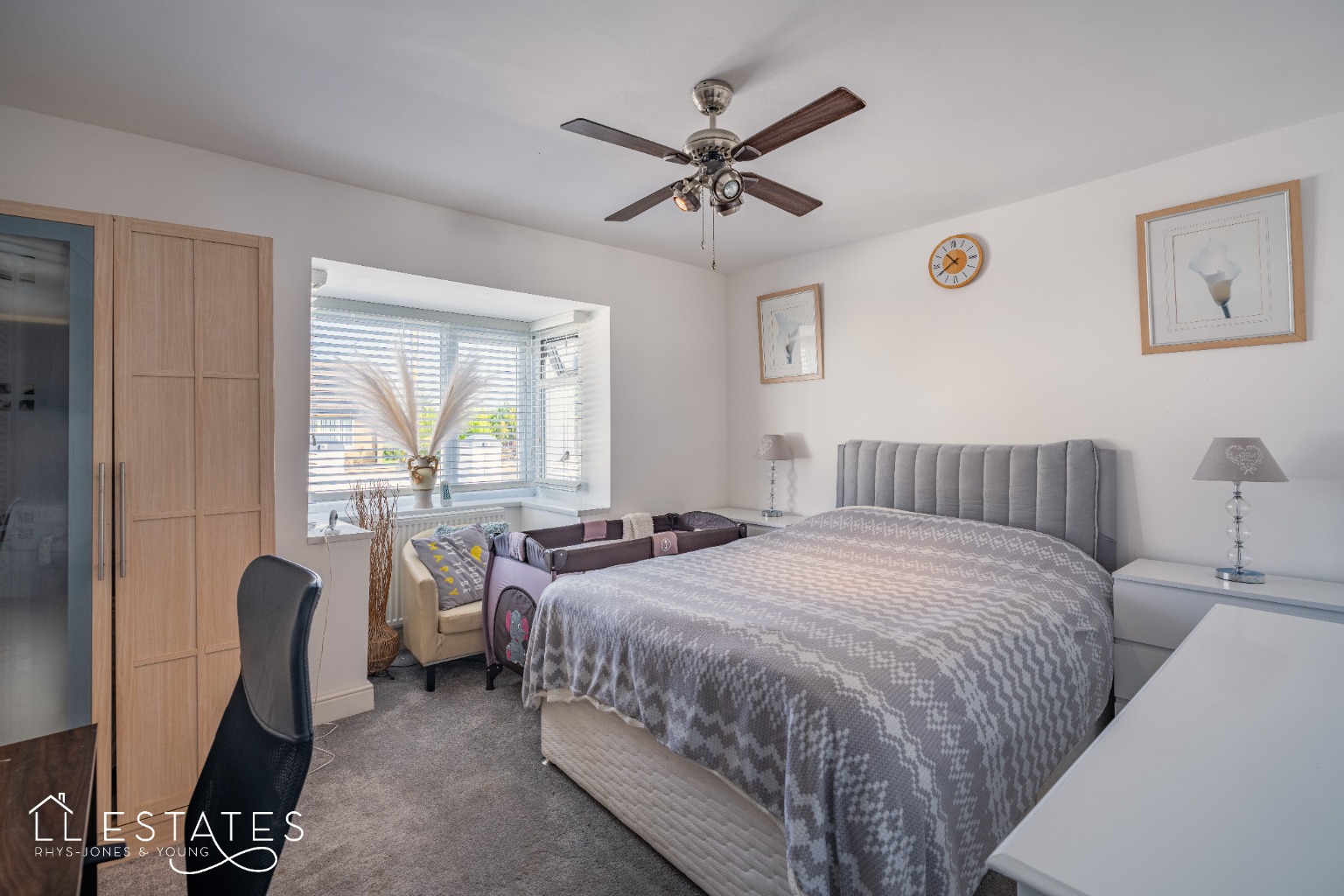 3 bed detached bungalow for sale in Kinmel Way, Towyn 7