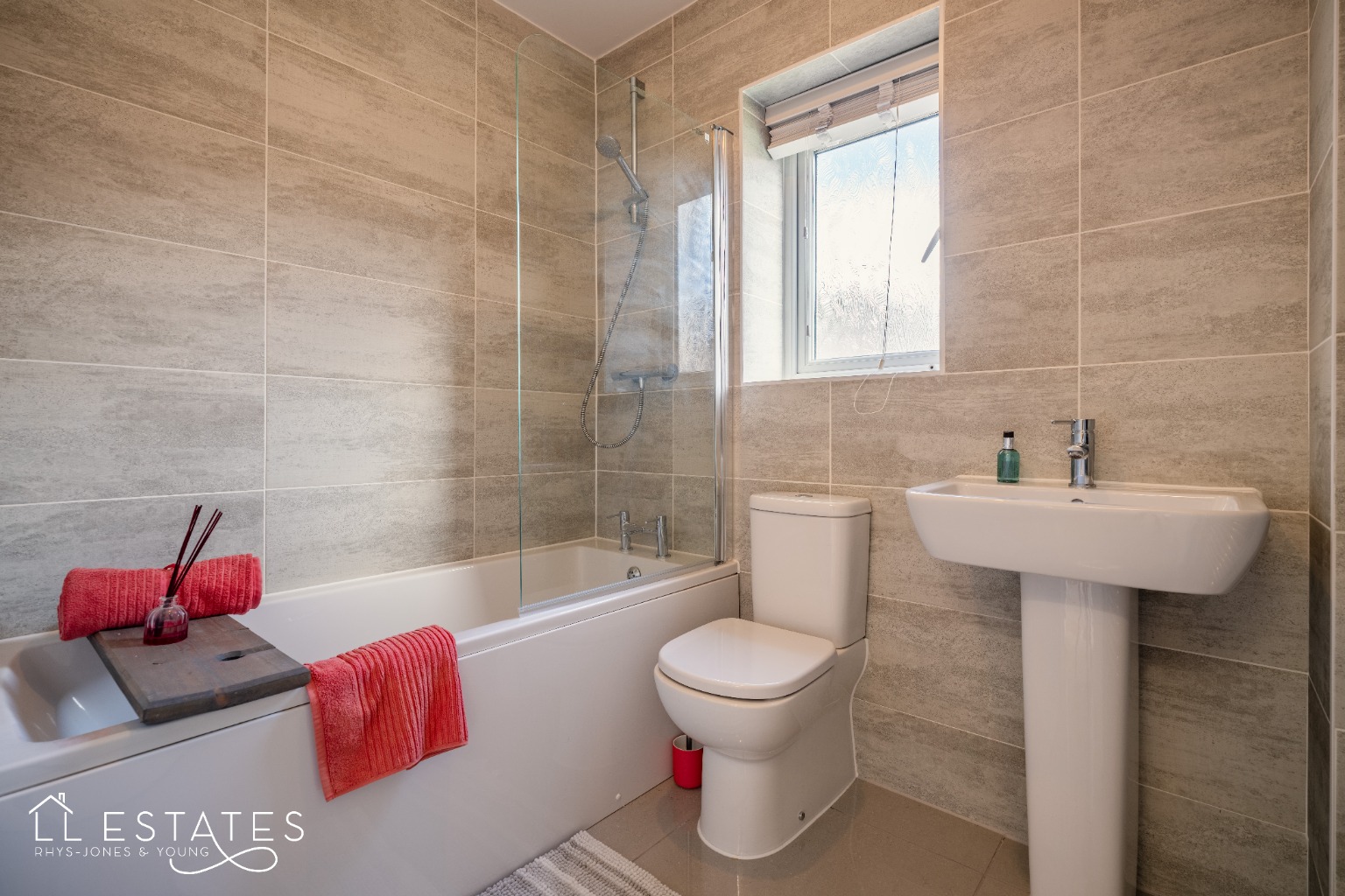 3 bed detached house for sale in Ffordd Porthdy, Rhuddlan  - Property Image 11