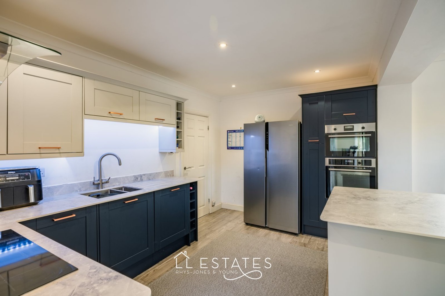 3 bed detached bungalow for sale in Barrfield Road, Rhuddlan, LL18 2RY  - Property Image 3
