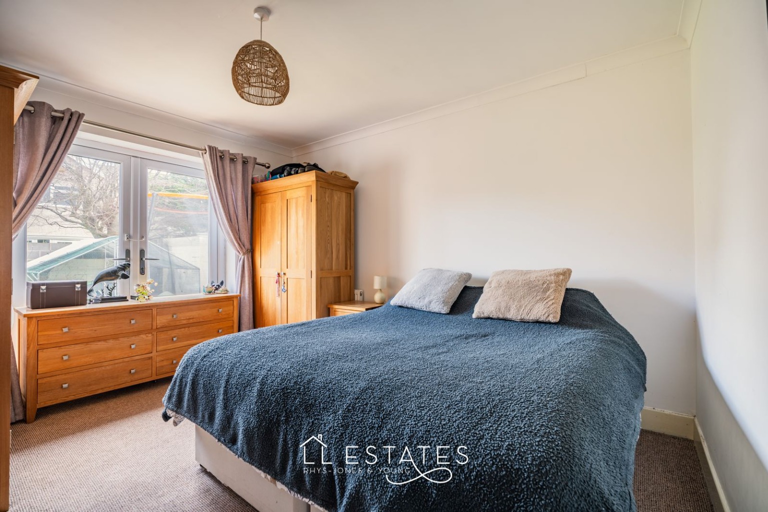 3 bed detached bungalow for sale in Barrfield Road, Rhuddlan, LL18 2RY  - Property Image 6