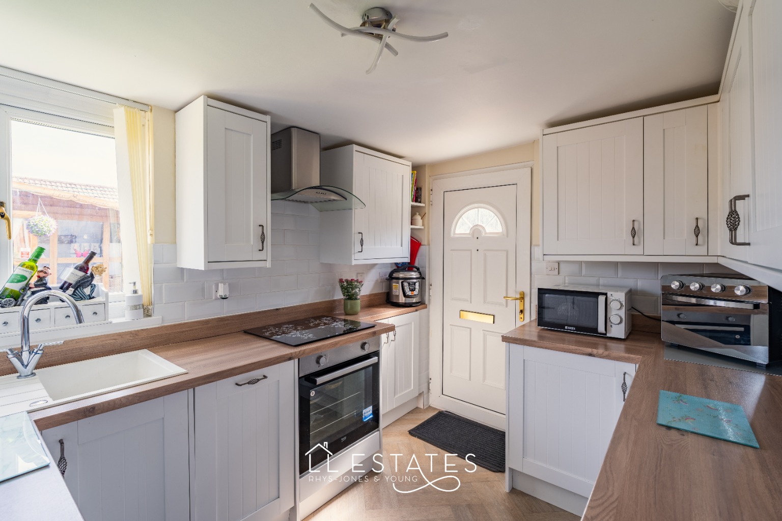 6 bed detached house for sale in Abergele Road, Bodelwyddan, LL18 5SR  - Property Image 18