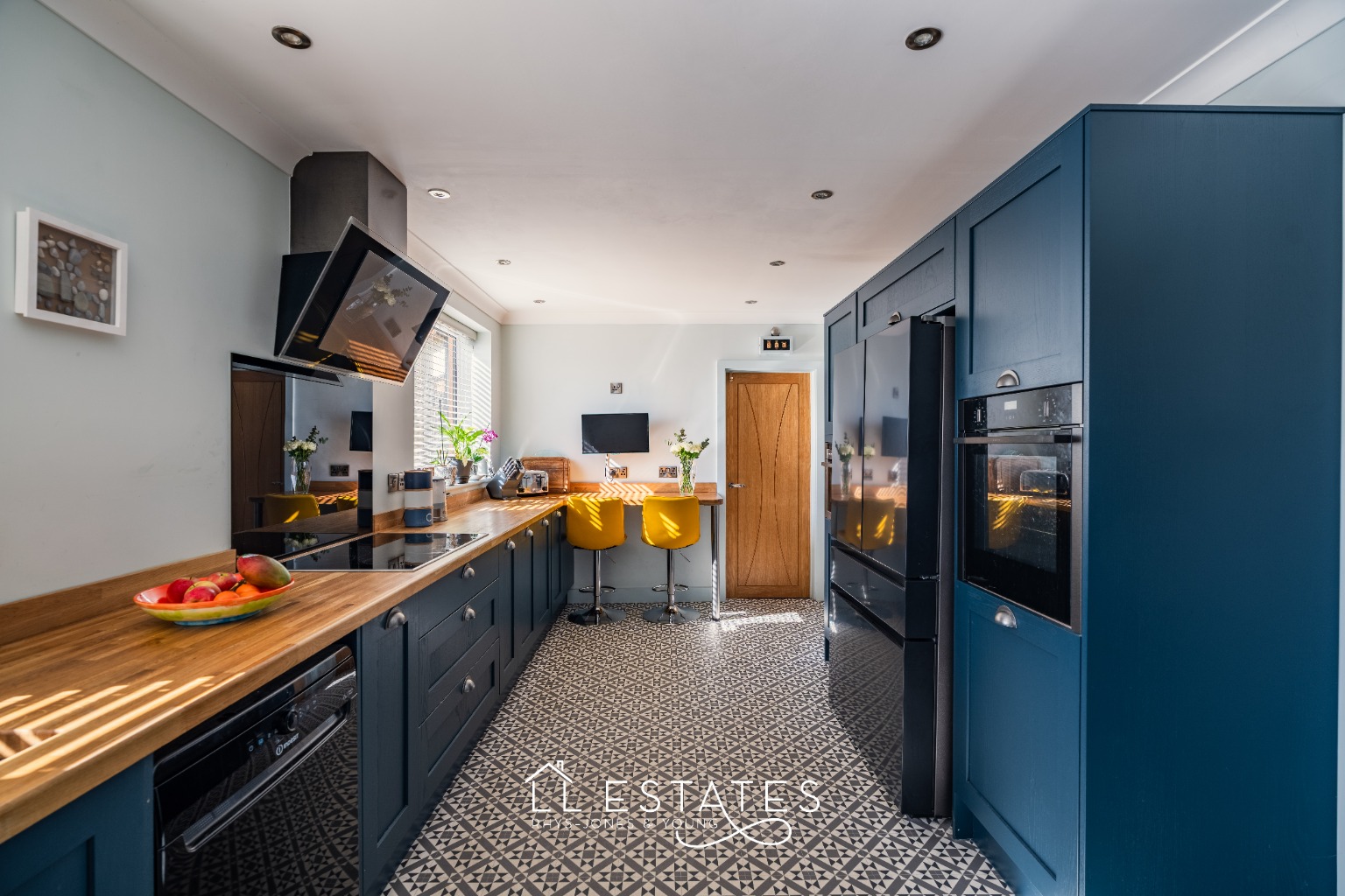 4 bed detached house for sale in Vicarage Lane, Rhuddlan, LL18 2UE  - Property Image 8