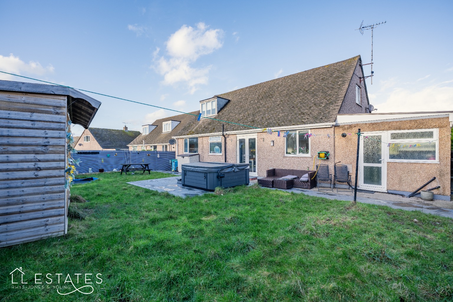 4 bed detached bungalow for sale in Bryn Twr, Abergele 11