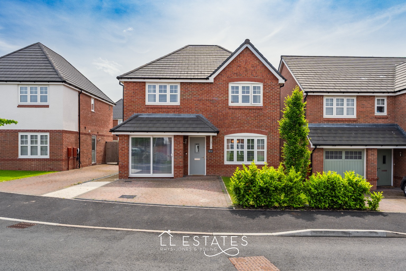 3 bed detached house for sale in Rhodfa Ty Tyn, St Asaph , LL17 0FE  - Property Image 1