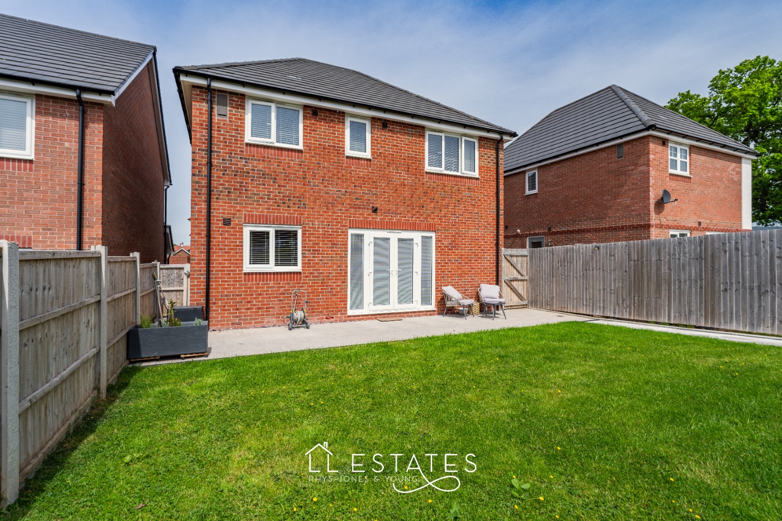 3 bed detached house for sale in Rhodfa Ty Tyn, St Asaph , LL17 0FE  - Property Image 13