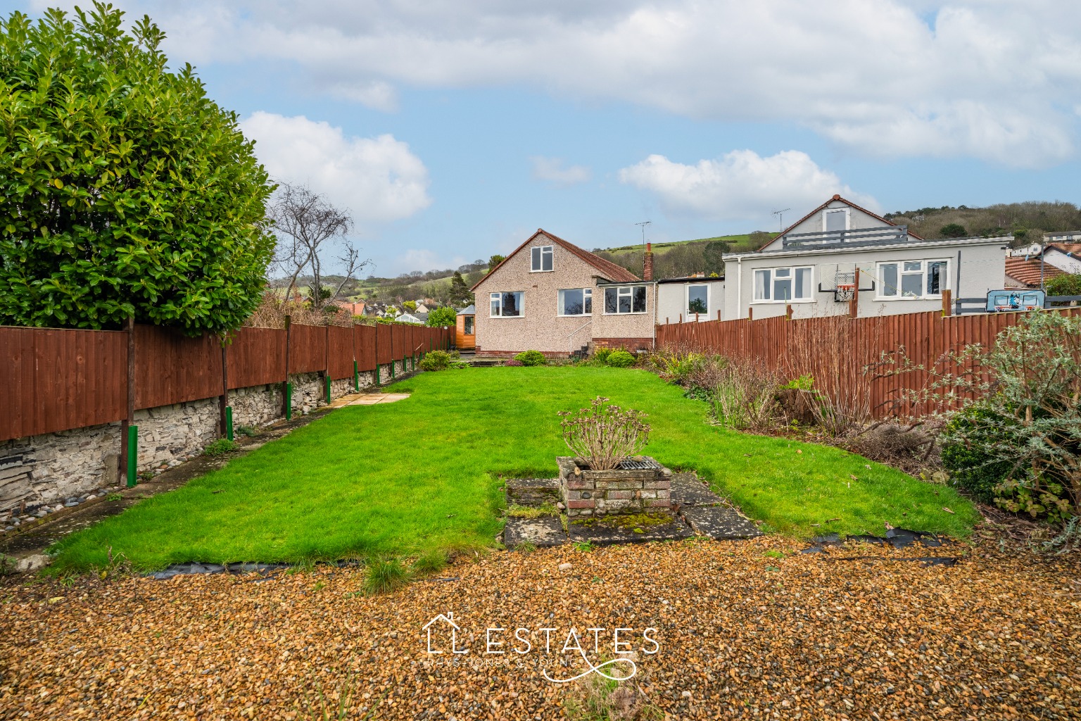 2 bed detached bungalow for sale in Linden Close, Prestatyn, Denbighshire, LL19 9EG 1