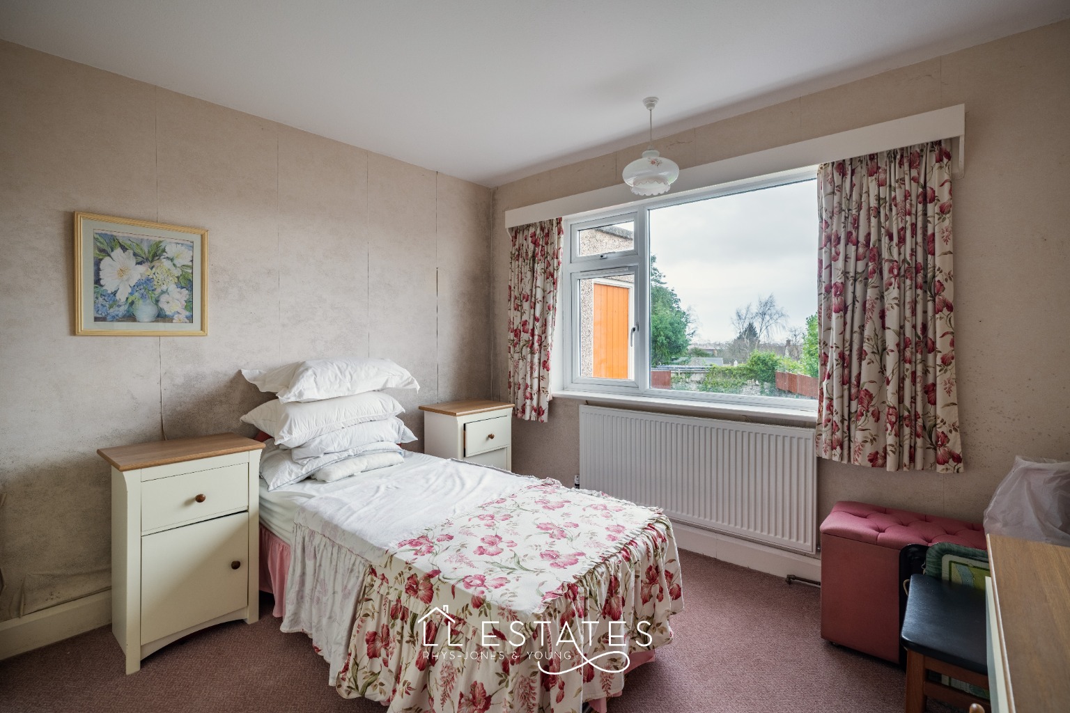 2 bed detached bungalow for sale in Linden Close, Prestatyn, Denbighshire, LL19 9EG 5