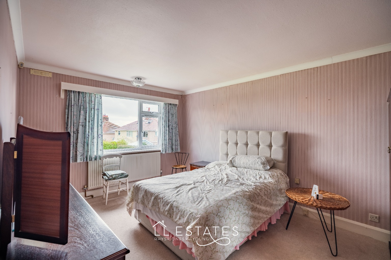 2 bed detached bungalow for sale in Linden Close, Prestatyn, Denbighshire, LL19 9EG 4