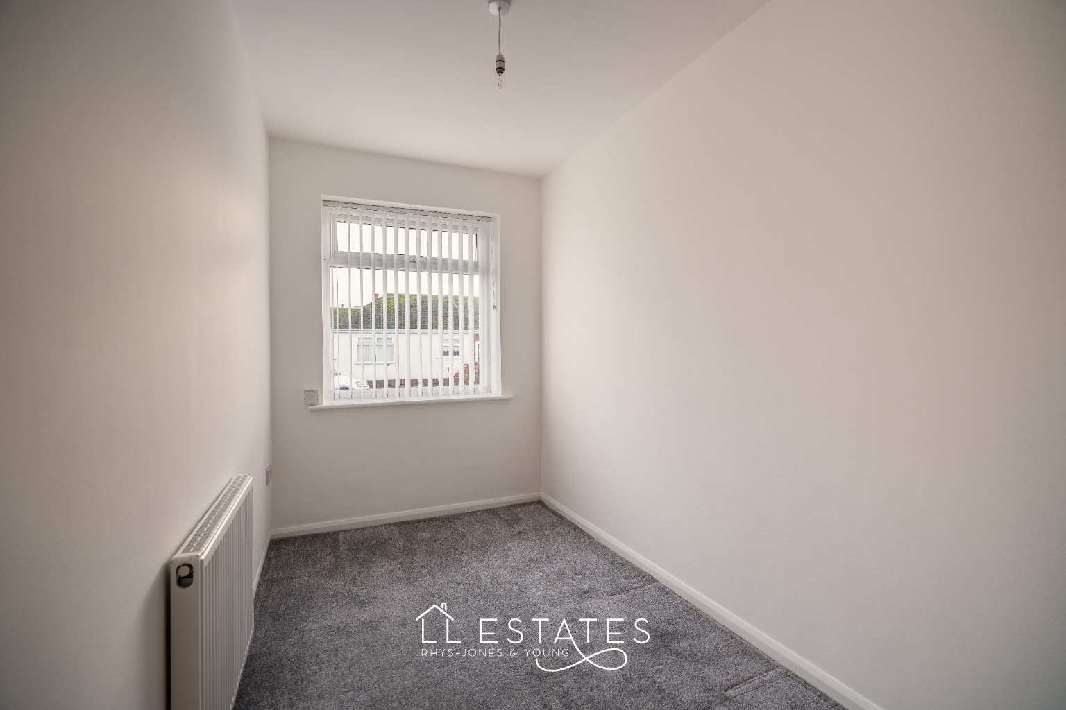 3 bed detached bungalow for sale in Patrick Avenue, Rhyl, LL18 4TU  - Property Image 9