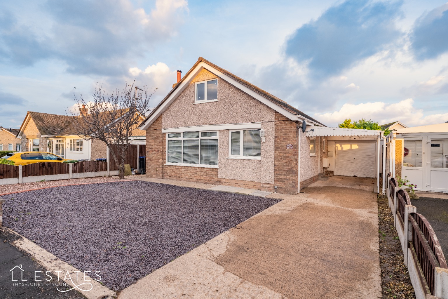 4 bed detached bungalow for sale in Nant Close, Rhuddlan
