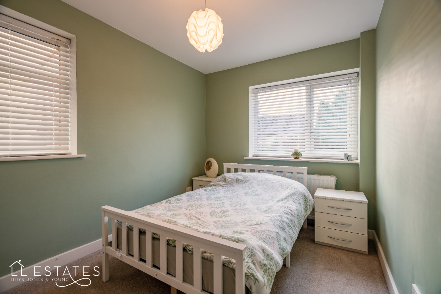 4 bed detached bungalow for sale in Nant Close, Rhuddlan 5