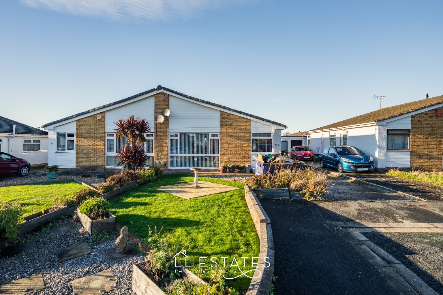 2 bed semi-detached bungalow for sale in Rachel Drive, Rhyl  - Property Image 1