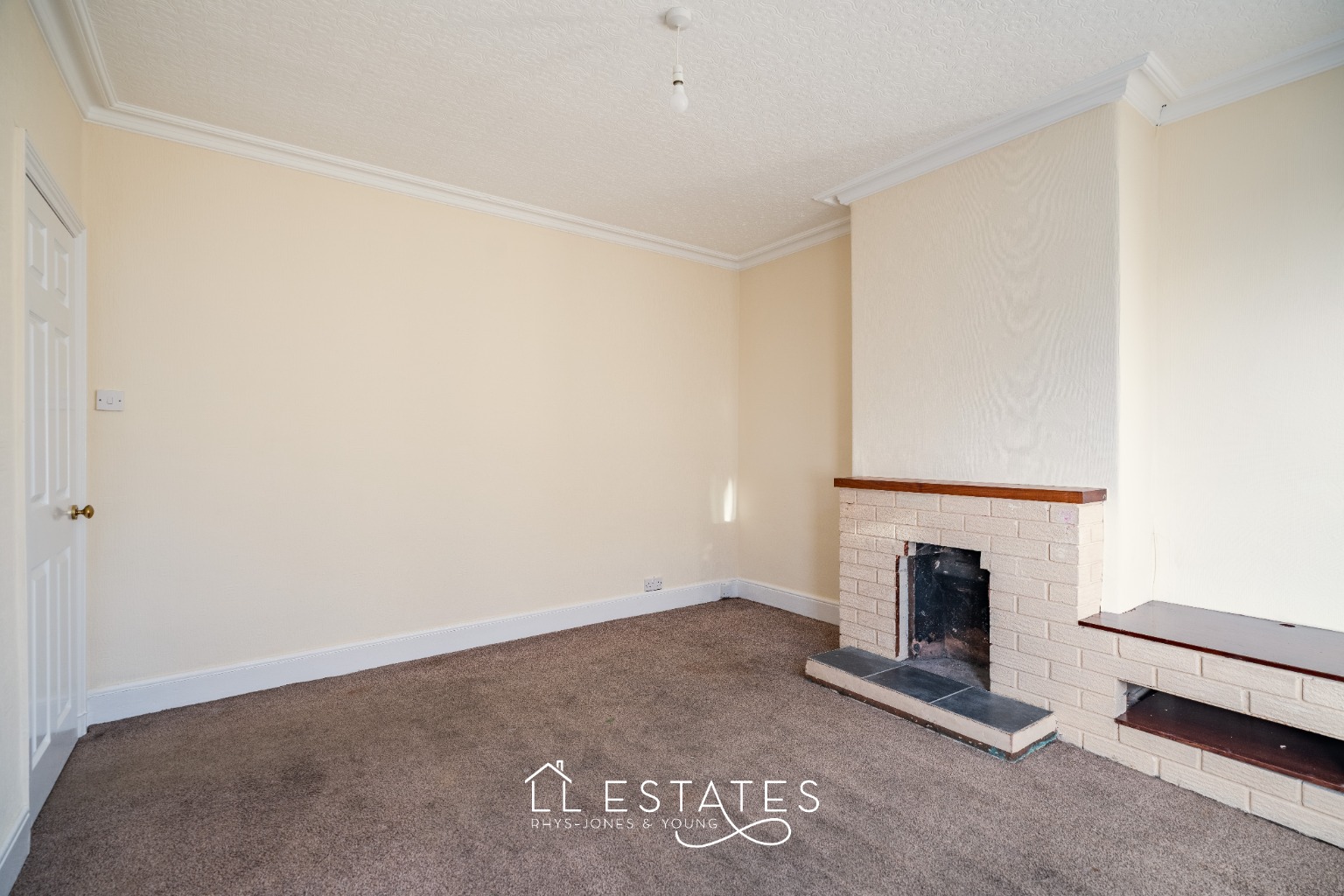 3 bed terraced house for sale in Millbank Road, Rhyl 3