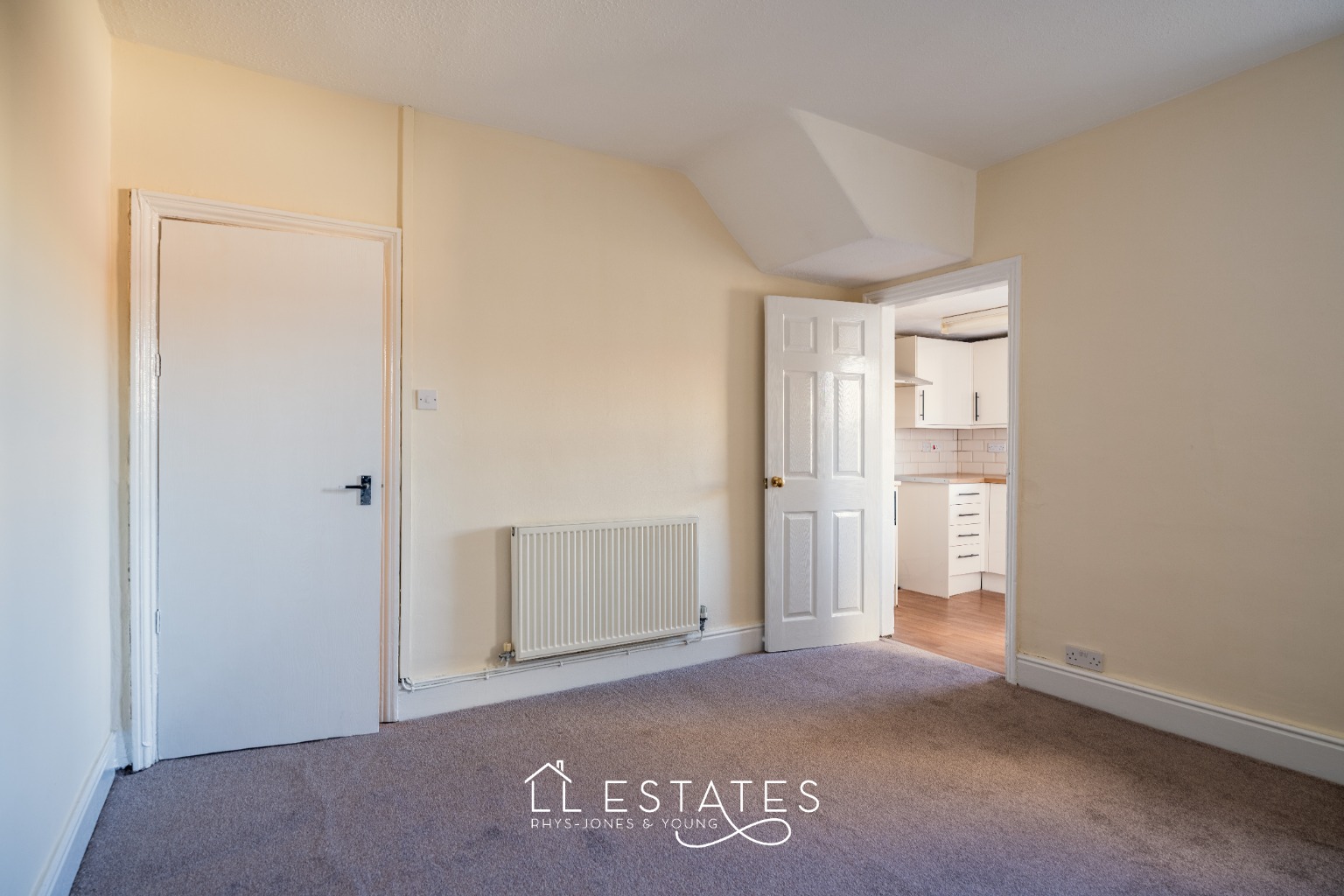 3 bed terraced house for sale in Millbank Road, Rhyl 5