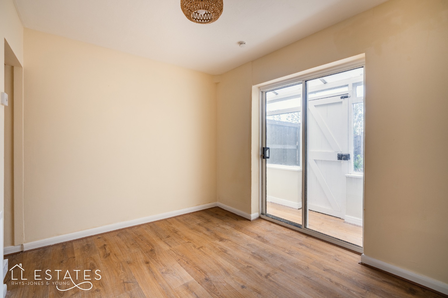 1 bed semi-detached bungalow for sale in Melyd Avenue, Prestatyn 5