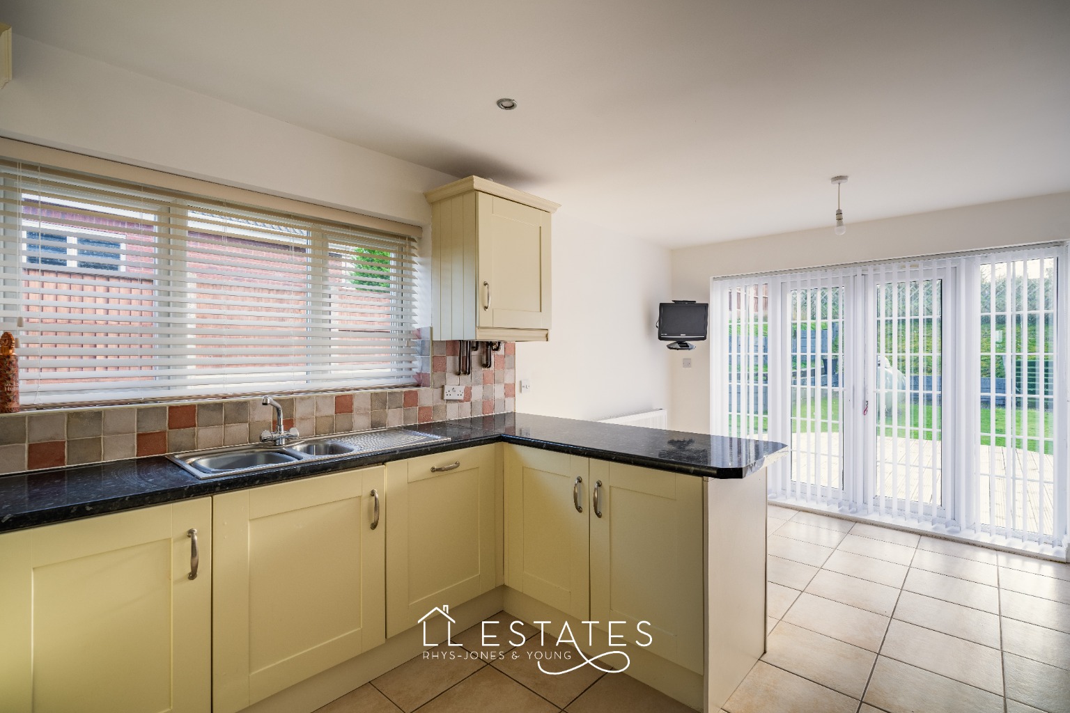 4 bed detached house for sale in Trelogan, CH8 9BY 1