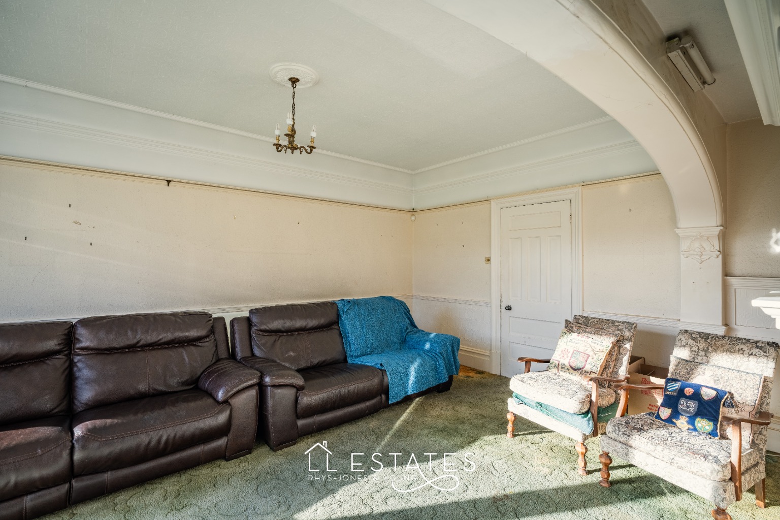 4 bed detached bungalow for sale in Warren Drive, Prestatyn, Denbighshire, LL19  - Property Image 5