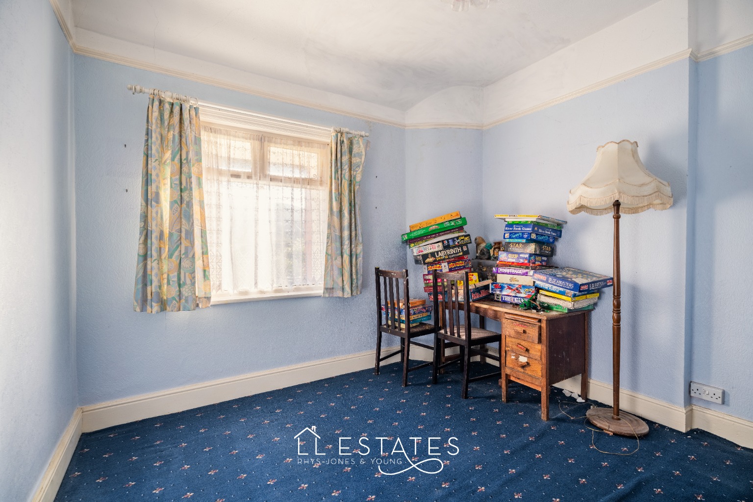 4 bed detached bungalow for sale in Warren Drive, Prestatyn, Denbighshire, LL19 7
