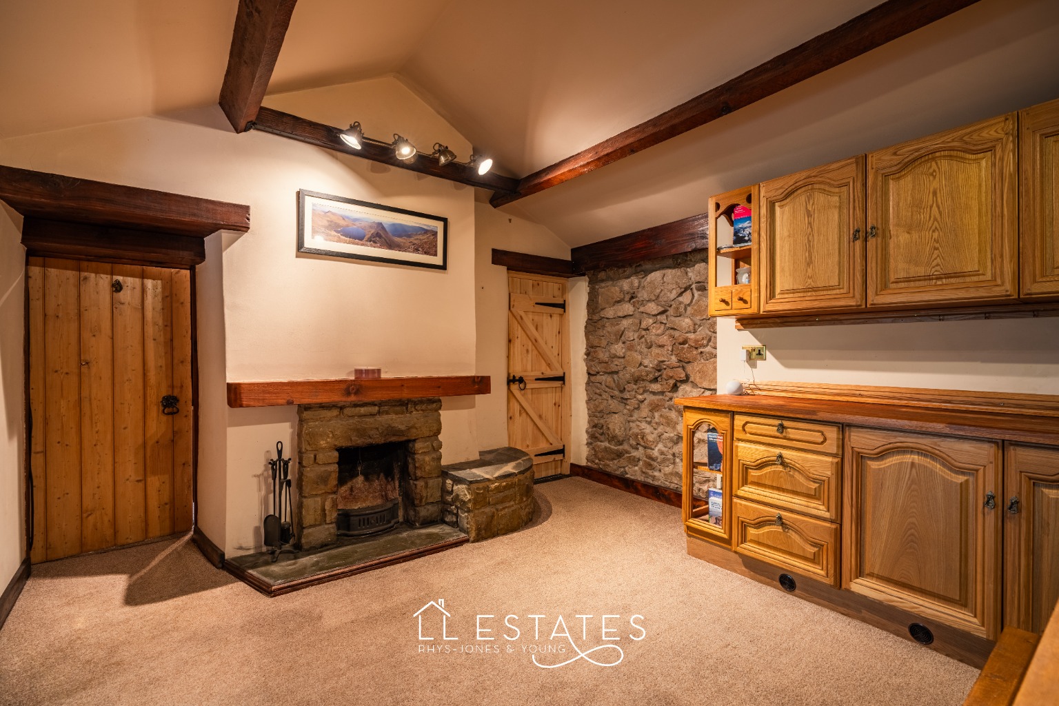 2 bed detached bungalow for sale in Laburnum Cottage , Bryniau, Dyserth  - Property Image 4