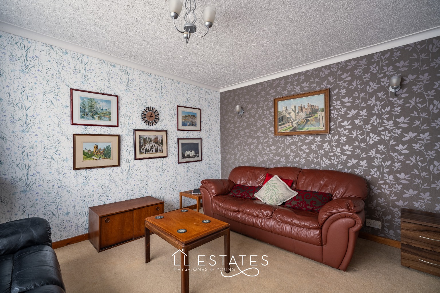 3 bed detached bungalow for sale in Moelwyn Avenue West, Kinmel Bay, LL18 5DR  - Property Image 2