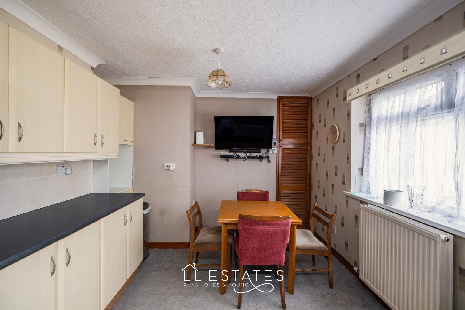 3 bed detached bungalow for sale in Moelwyn Avenue West, Kinmel Bay, LL18 5DR  - Property Image 3