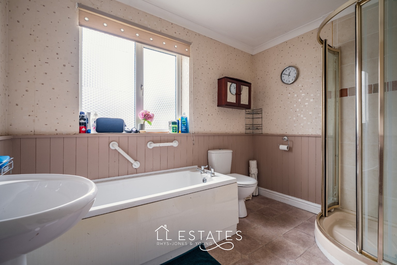 3 bed detached bungalow for sale in Moelwyn Avenue West, Kinmel Bay, LL18 5DR  - Property Image 8