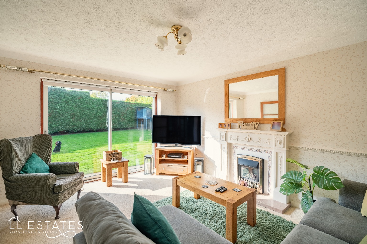 5 bed detached house for sale in Mount Road, St. Asaph  - Property Image 4