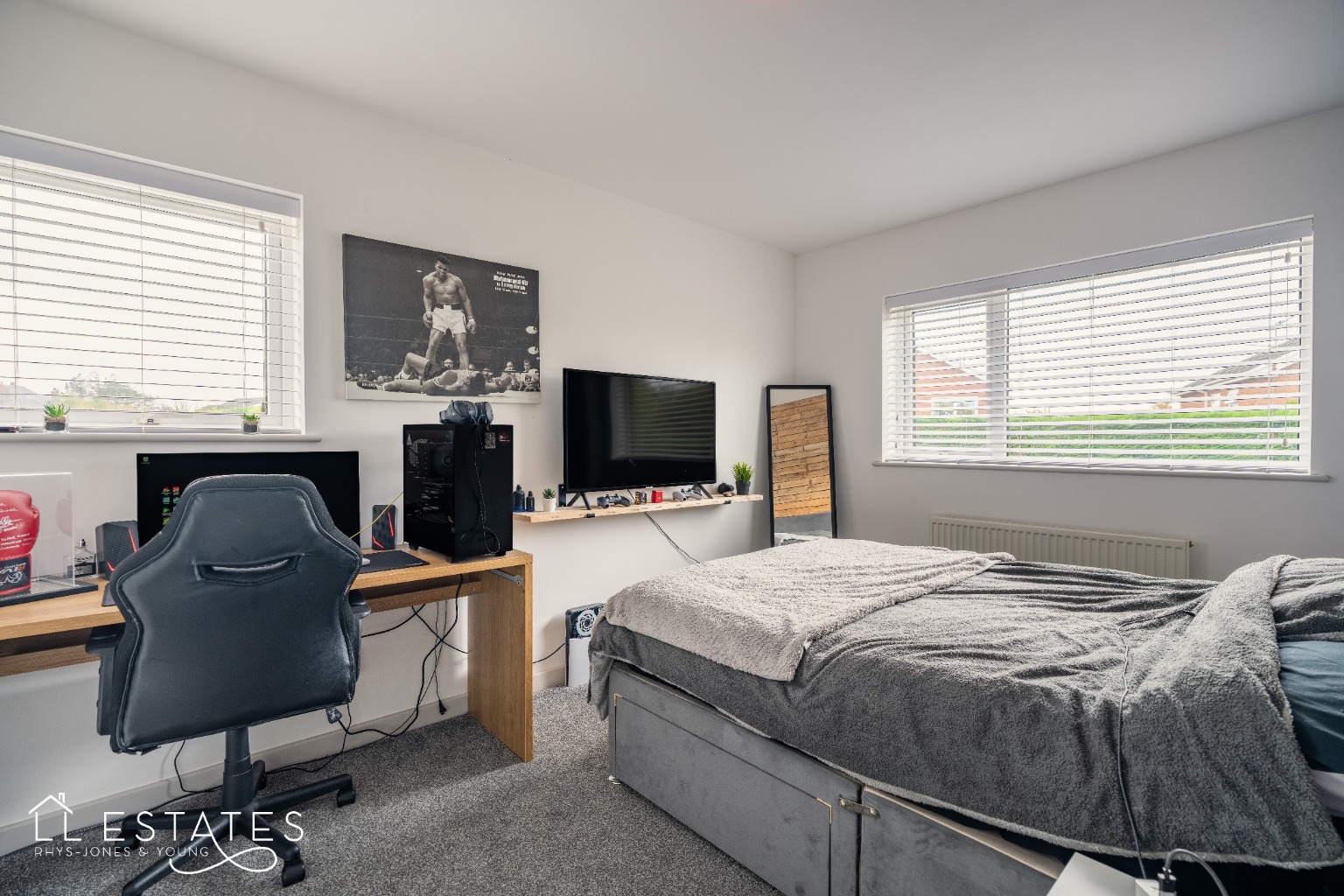 5 bed detached house for sale in Mount Road, St. Asaph  - Property Image 10