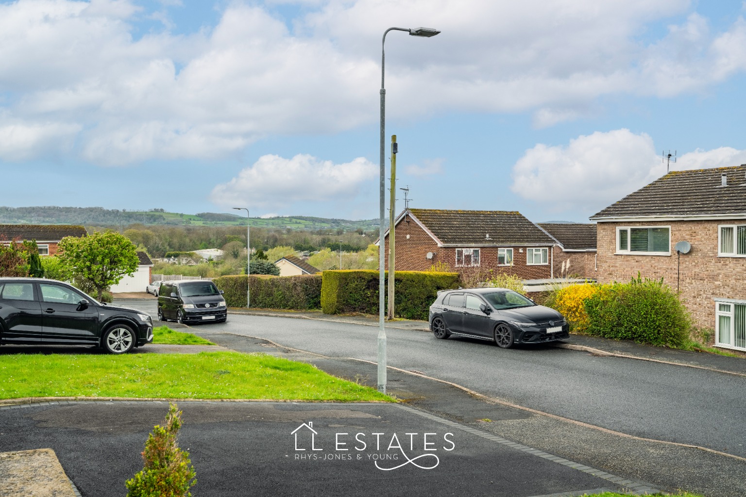 3 bed link detached house for sale in Llwyn Onn, St. Asaph 13