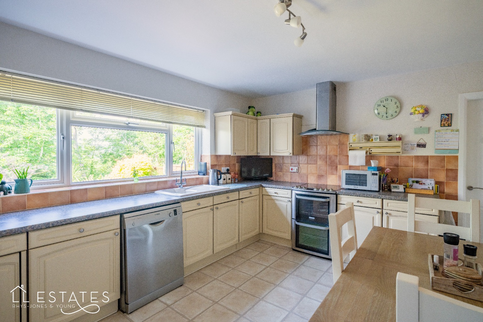 4 bed detached house for sale in Bryn Coed, St Asaph  - Property Image 2