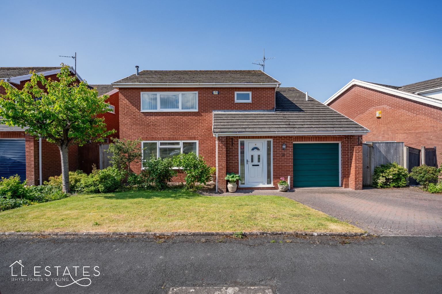 4 bed detached house for sale in Bryn Coed, St Asaph  - Property Image 1