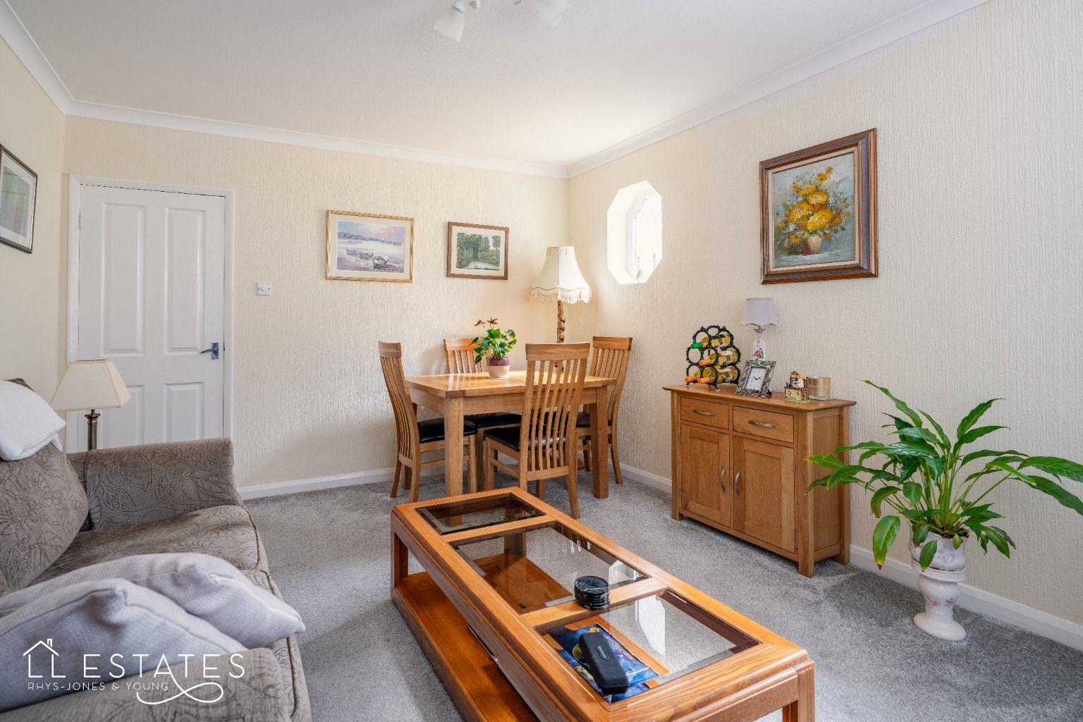 2 bed detached bungalow for sale in Garnett Drive, Prestatyn 3