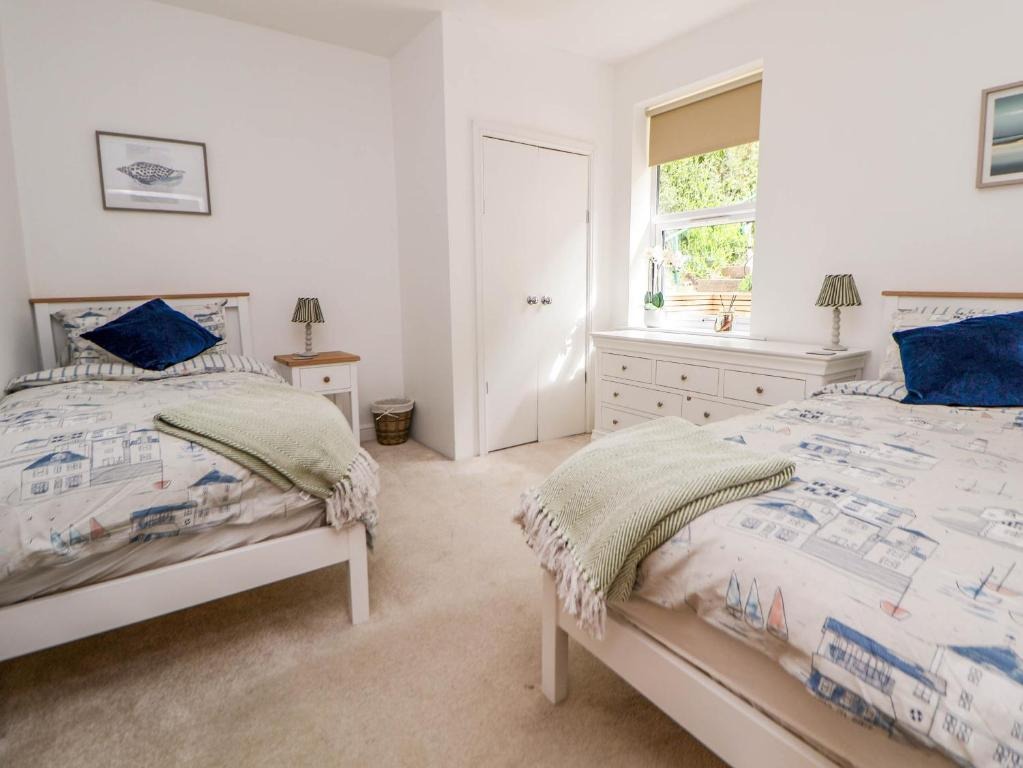 4 bed detached house for sale in Cwm Road, Dyserth, LL18 6HR  - Property Image 7