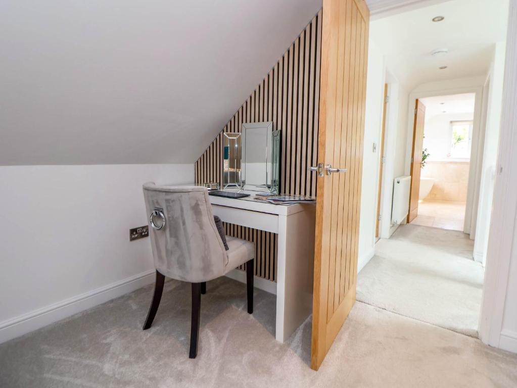 4 bed detached house for sale in Cwm Road, Dyserth, LL18 6HR  - Property Image 11
