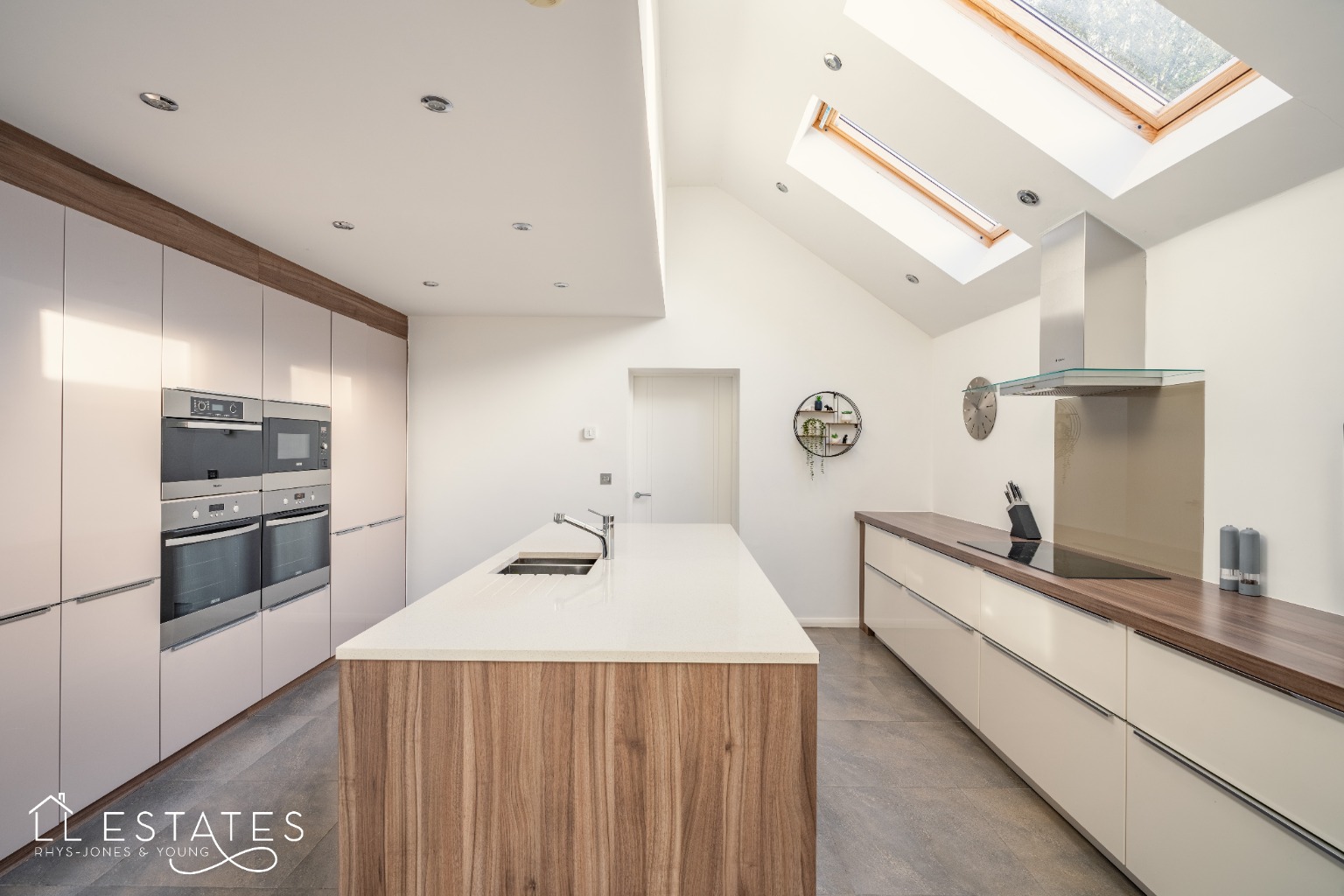 3 bed detached house for sale in Waterfall Road, Dyserth 1