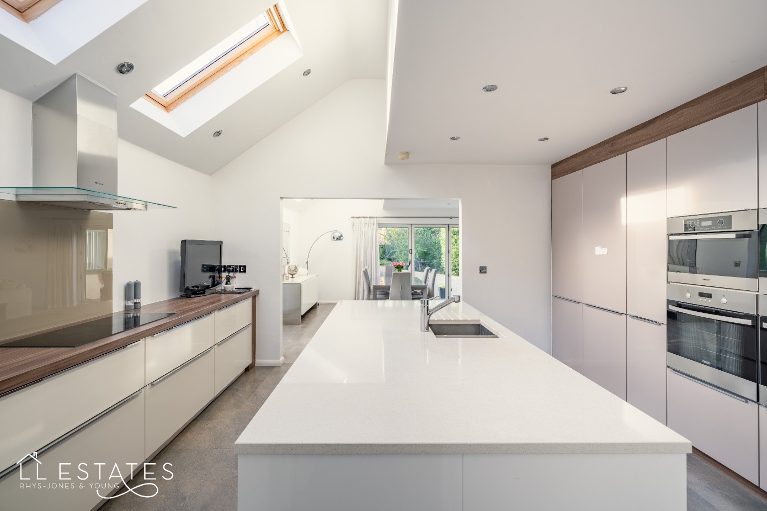 3 bed detached house for sale in Waterfall Road, Dyserth 5