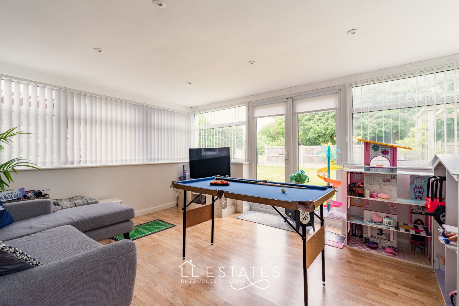 3 bed semi-detached house for sale in Cambrian Walk, Rhyl, Denbighshire, LL18 4UR  - Property Image 5